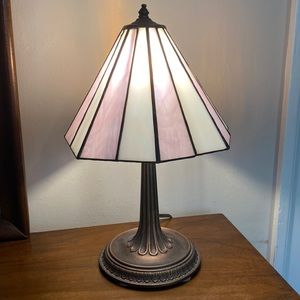 Stained glass lamp 13”